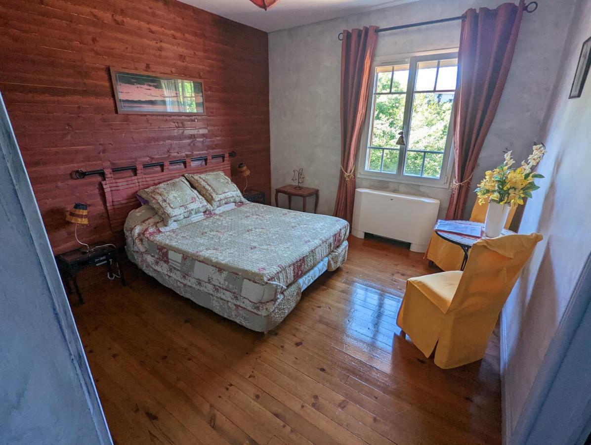 Le Domaine De La Croze Bed & Breakfast Gramat Ngoại thất bức ảnh